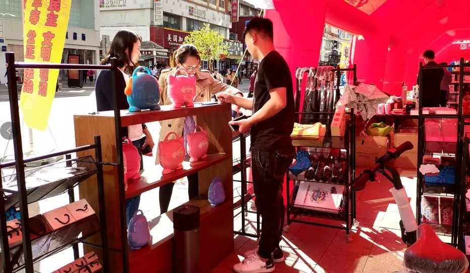 2.webp.jpg 2.webp.jpg